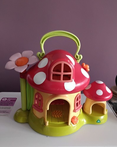 Happy land fairytale toadstool - happy,