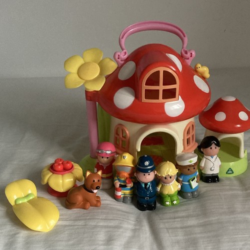 Elc mushroom house - mushroom, carry